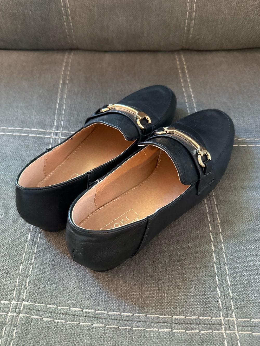 BNIB Yoki Chaslie-15 Black Loafers with Gold Horsebit size 7 - Picture 3 of 10